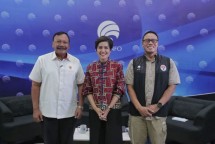 Narasumber :Surono, Deputi Peningkatan Prestasi Olahraga Kemenpora (kanan), Mayjen TNI Purn. Dr. Suwarno, Ketua Panitia Pengawas dan Pengarah PON XXI Aceh-Sumut (kiri), Iskandar, Wakil ketua harian II PB PON XXI wilayah Aceh (zoom)