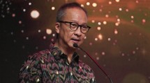 Menteri Perindustrian Agus Gumiwang Kartasasmita