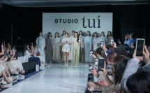 Studio Tui rayakan perjalanan 3 tahun lewat fashion show Unfolding Petals.