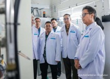 Menkes Budi Apresiasi PT Biofarma Berhasil Memproduksi Radiofarmaka