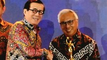 Prof Yasonna H Laoly dan Budiarsa Sastrawinata