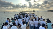 Keris Single Malt Phinisi Boat Party Eksklusif