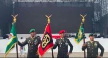 Presiden Jokowi anugerahkan Tanda Kehormatan Samkarya Nugraha kepada Kodim 1714 / Puncak Jaya pada peringatan Pucak HUT TNI ke-79 di Silang Monas, Jakarta.