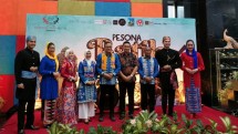 Merlynn Park Hotel Jakarta mempersembahkan acara istimewa bertajuk "Pesona Batik Indonesia."