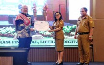 Perpusnas distribusikan ribuan buku ke 157 perpustakaan dan 167 TBM di Nusa Tenggara Timur.