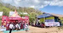 Sejumlah bantuan produk hingga tenda makanan Yayasan WINGS Peduli distribusikan untuk pengungsi korban erupsi Lewotobi Laki-laki.