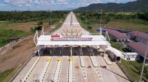 Gerbang Tol Padang