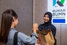 Selama 4 tahun berdiri sejak 17 Agustus 2020, Rumah BUMN SIG di Rembang telah mencatatkan total transaksi mencapai sebesar Rp 4,62 miliar serta mendampingi 495 UMKM yang mampu menyerap hingga 1.869 tenaga kerja lokal.