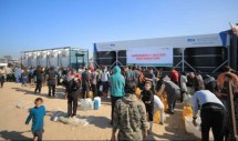 Disaster Management Center (DMC) Dompet Dhuafa masih terus menunjukkan solidaritasnya terhadap penyintas Palestina dengan turut serta membantu memasok persediaan segala kebutuhan hidup. Salah satunya dengan mendistribusikan air bersih ke wilayah Khan Younis.