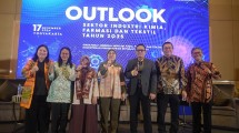 Outlook Sektor Industri Kimia, Farmasi dan Tekstil Tahun 2025