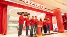 Pembukaan Experience Store AZKO