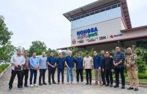 Menekraf Teuku Riefky Harsya mengunjungi Nongsa Digital Park Batam, mengapresiasi kontribusinya dalam mendongkrak sektor ekonomi kreatif dan PDB nasional.