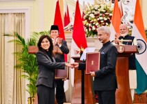 Presiden Republik Indonesia, Prabowo Subianto dan Perdana Menteri (PM) India, Narendra Modi menyaksikan pertukaran nota kesepahaman atau memorandum of understanding (MoU) antara pemerintah Indonesia dan India. Pertukaran tersebut berlangsung di Hyderabad House, New Delhi, Sabtu (25/01/2025). (Foto:BPMI Setpres).