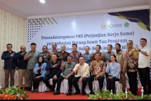 Dalam rangka meningkatkan hilirisasi produk turunan kelapa sawit Kemenperin memfasilitasi penandatanganan Perjanjian Kerja Sama (PKS) antara PalmCo/PTPN IV dengan Koperasi Produsen Gerak Nusantara (KPGN). Penandatanganan PKS ini dilaksanakan di Pabrik Kelapa Sawit Adolina Serdang Bedagai, Sumatera Utara, Kamis (10/4) lalu.