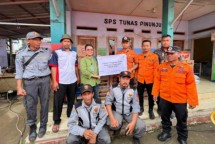 PERURI Salurkan Bantuan Logistik untuk Korban Pergeseran Tanah di Purwakarta,