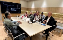 Menteri Perindustrian Agus Gumiwang Kartasasmita temui perwakilan Asahi Glass dalam lawatannya ke Jepang