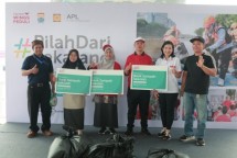 Yayasan WINGS Peduli bersama WINGS Group di Palembang juga resmikan tiga bank sampah sekolah di tiga kelurahan Sumatera Selatan