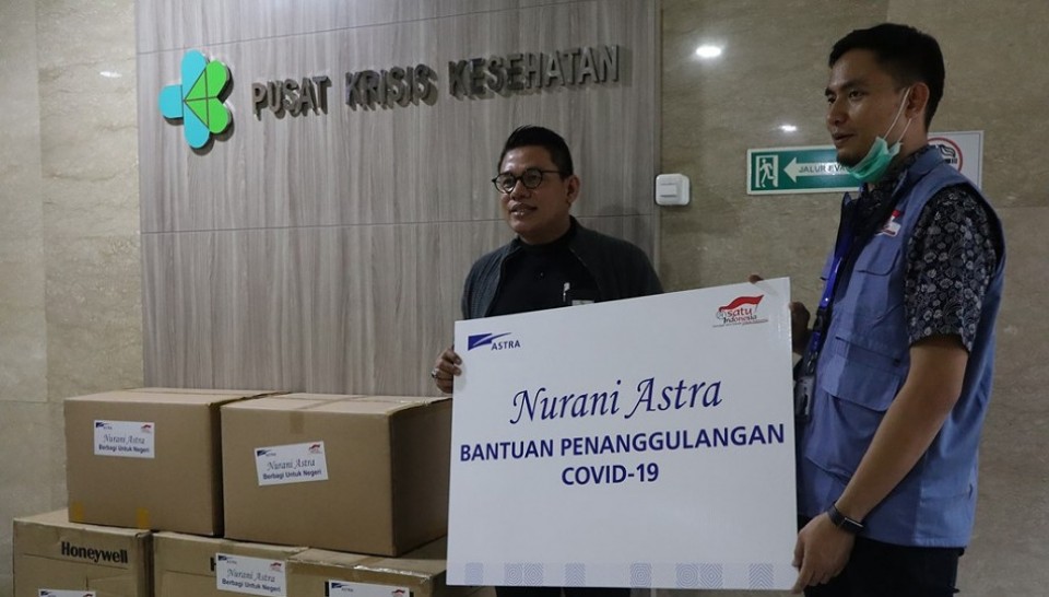 Astra Serahkan Bantuan Pencegahan Penyebaran COVID-19