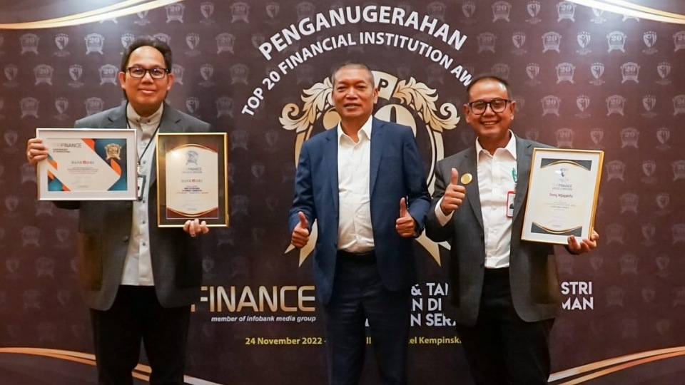 Bank DKI Raih Tiga Penghargaan Di Top 20 Financial…