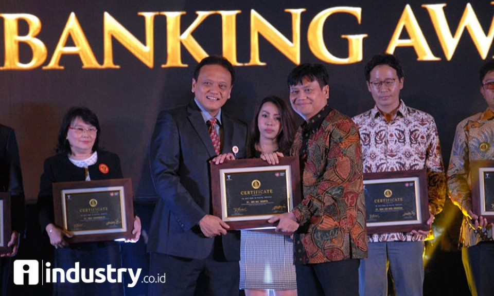 BANK DKI RAIH PENGHARGAAN INDONESIA BANKING SCHOOL…