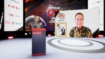 Direktur Keuangan & Strategi Bank DKI Raih Best Performance CFO Awards 2023