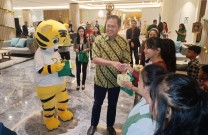 Discovery Ancol Menggelar Perayaan Penyalaan Pohon Natal Pertama