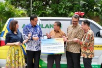 Allianz Syariah & Maybank Indonesia Ajak Nasabah Berbagi Kebaikan melalui Wakaf Ambulans untuk Dompet Dhuafa