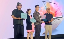 Ryzen AI 300 Series Pertegas Dominasi AMD di Era PC AI Generasi Baru